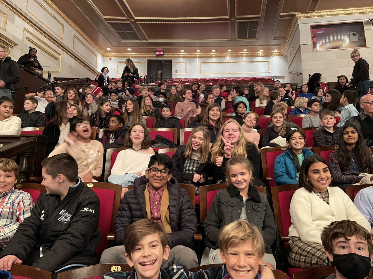 mskpeterson's tweet photo. @BHMSLancers 6th grade students had a great time @DetroitSymphony Orchestra Educational Series Concert today! They loved hearing Rodeo and all the Musical Landscapes sounds. Thank you for having us! @DownStageLauren @MelissPalmeri @bhschools @Renglish71 @MrsVeillette https://t.co/lNRLO6Fp6q