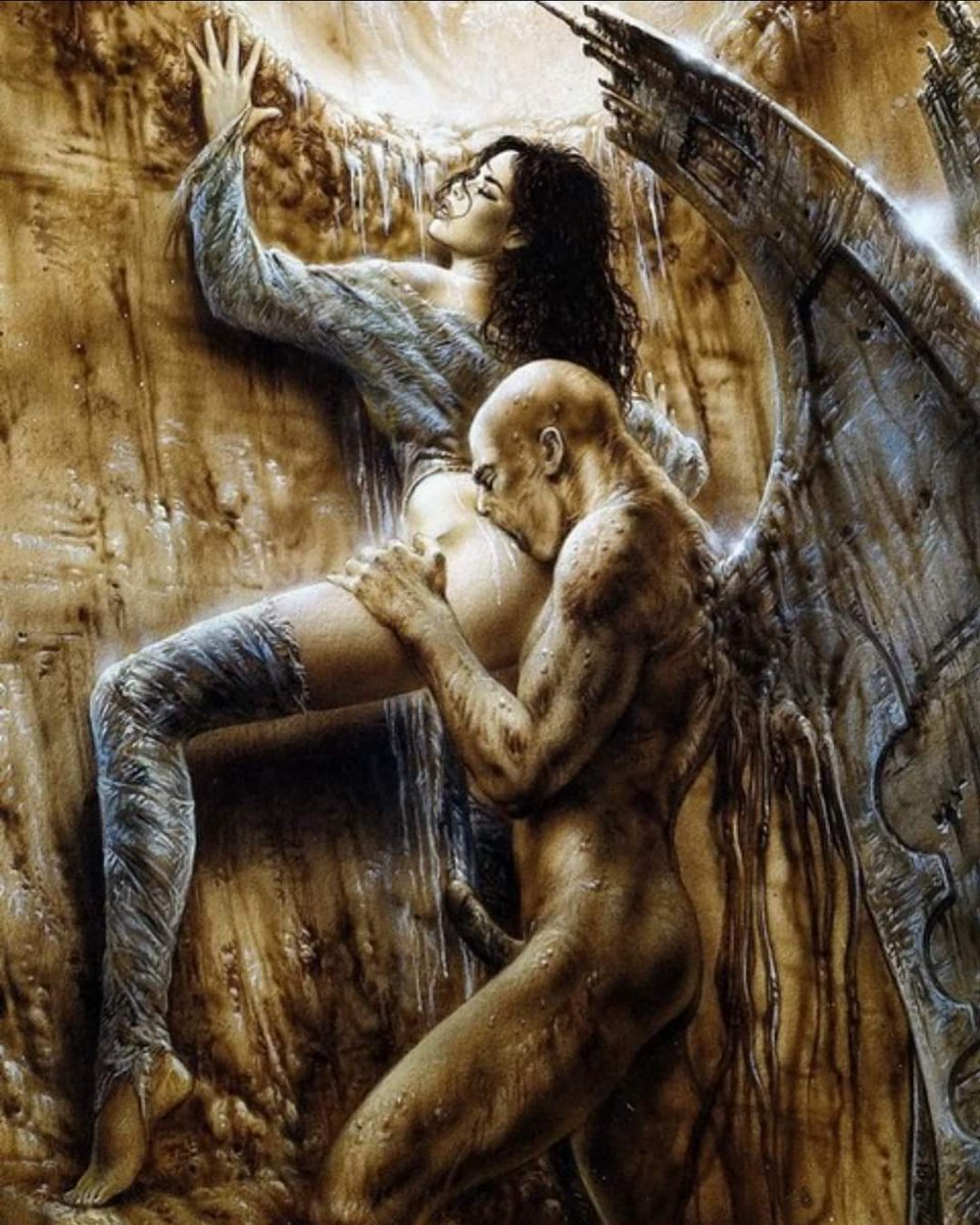 "Puede mi infierno ser mucho más fiel, que tú cielo" ....
Me ha encantado la foto y la frase...mmmmmm buenas noches y que suerte los que se acuestan acompañados diablillos jajajajajaja