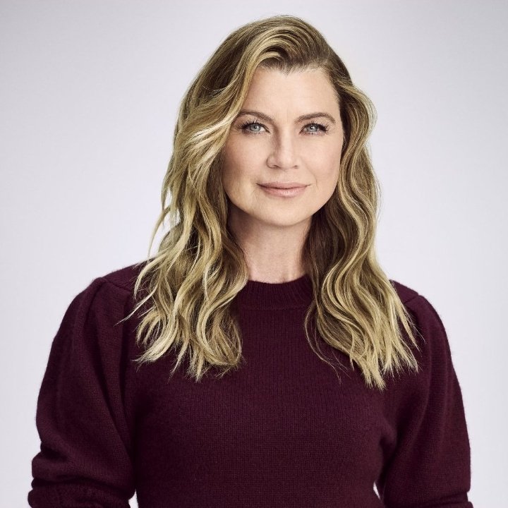 SeriesUpdateFR's tweet photo. Ellen Pompeo quitte officiellement la série #GreysAnatomy après 19 saisons. https://t.co/6RdjwSFXqD