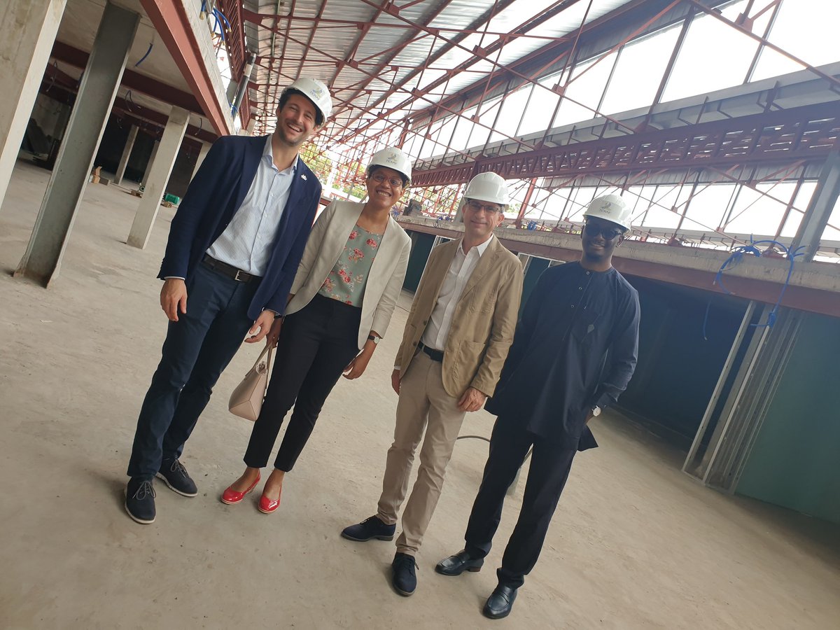 TBarbaut's tweet image. 📢 En direct de la République Démocratique du Congo 🌍
🚀 Imaginer le Congo de demain mais aussi et surtout celui d&apos;aujourd&apos;hui en réunissant les porteurs de projets de l&apos;#innovation et du #numérique made in #RDC avec @SilikinVillage