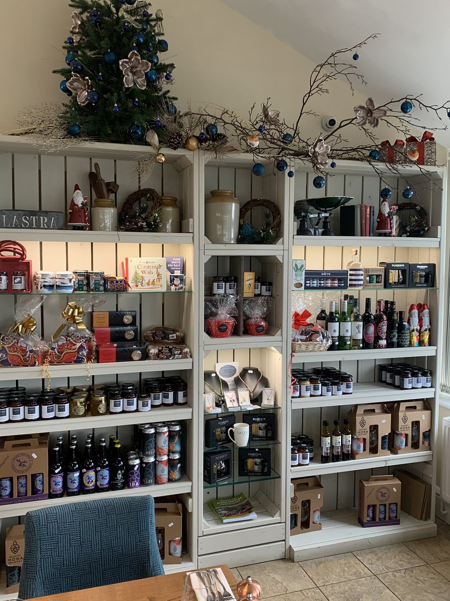 LastrafarmHotel's tweet photo. festive season begins when @LastrafarmHotel  put up their decorations!
A massive thank you to the brilliant butterfly Floral Design
For creating Christmas for us this year.
#christmas2022 #anglesey #cemaesbay #coffee #amlwch #supportlocal #ynysmon https://t.co/c7eI6IvTKg