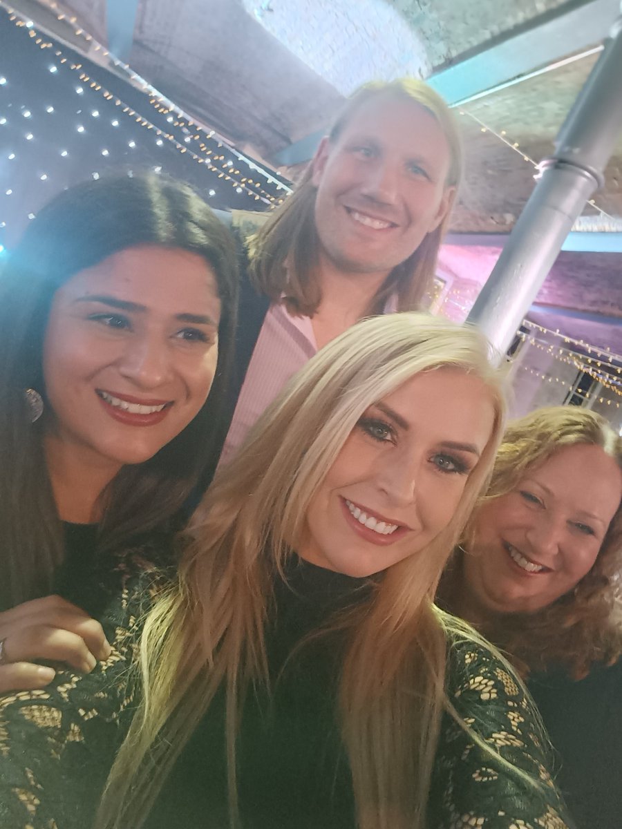 ShellLouise10's tweet image. The CHuFT Crew Are Ready 💙 @CHFTNHS #CHuFT22 @BigEorl @ZebunnisaD @CK_aka_Tina