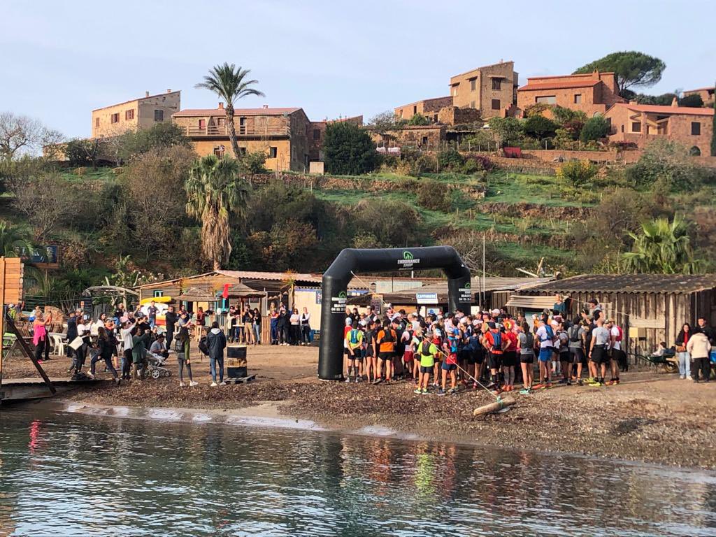 LucianiAntonia's tweet photo. Samedi dernier avait lieu à #Girolata le premier trail en mémoire de notre ami Jean-Paul tragiquement disparu pendant la tempête du 18 août. Une véritable réussite pour ce premier événement conçu et organisé de main de maître par Pierre Zucarelli. Merci à tous #girolatrail https://t.co/zPJdPMbXlN