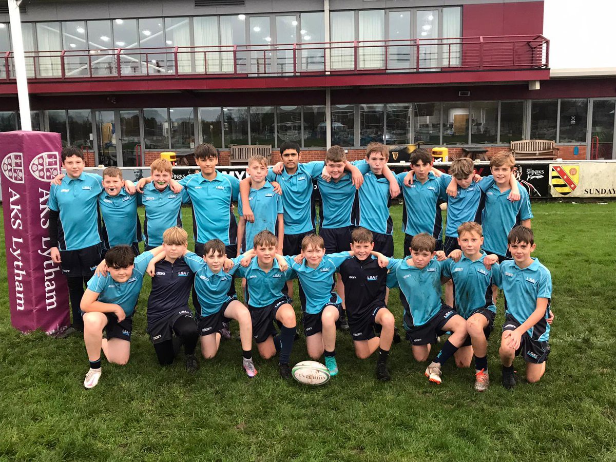 Well done to our year 8 rugby team who played their local tournament at Fylde rugby club tonight! W 1 L 1 @lythamhigh <a href="/LSA_PE/">LSA PE</a> 🏉