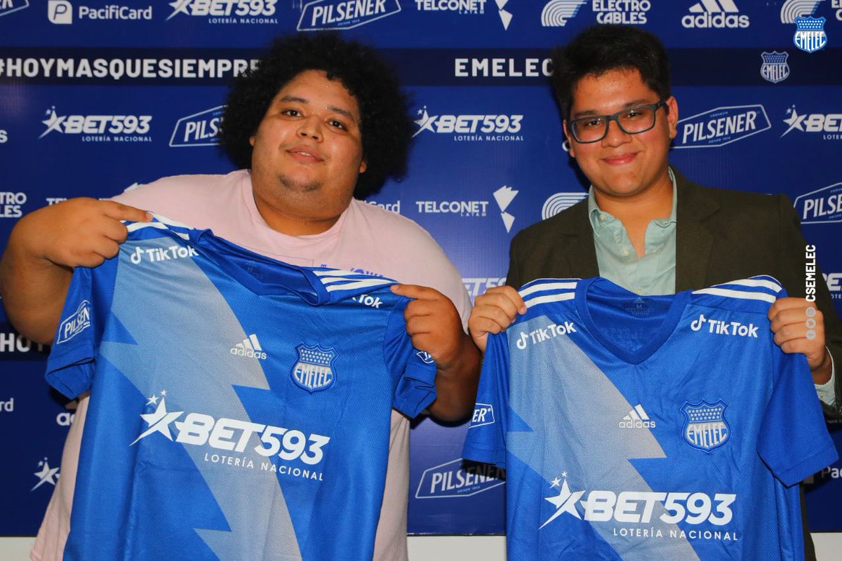 Isaac y Francisco nuevos fichajes para CSE eSports.

Leer nota: ➡ emelec.com.ec/2022/11/isaac-… 

#PorEmelec #SiempreJuntos🤜🏻🤛🏻⚡