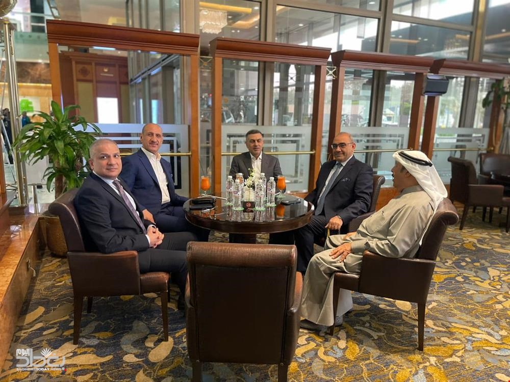 07gmailcom3's tweet image. رغم الفقر والمعانات التي تمر فيه محافظة البصرة التي تنزف من جراح أبنائها بسبب الفقر وغلاء المعيشة بسبب ارتفاع الدولار،، ينصدم أهل هذه المحافظة المنكوبه من قلت الخدمات والبنا التحتية.. إن وفد من المحافظ ورئيس اللجنه الأولمبية يتوسلون للفريق الكوستريكي ان يحضر اللقاء وبتكاليف ضخمه