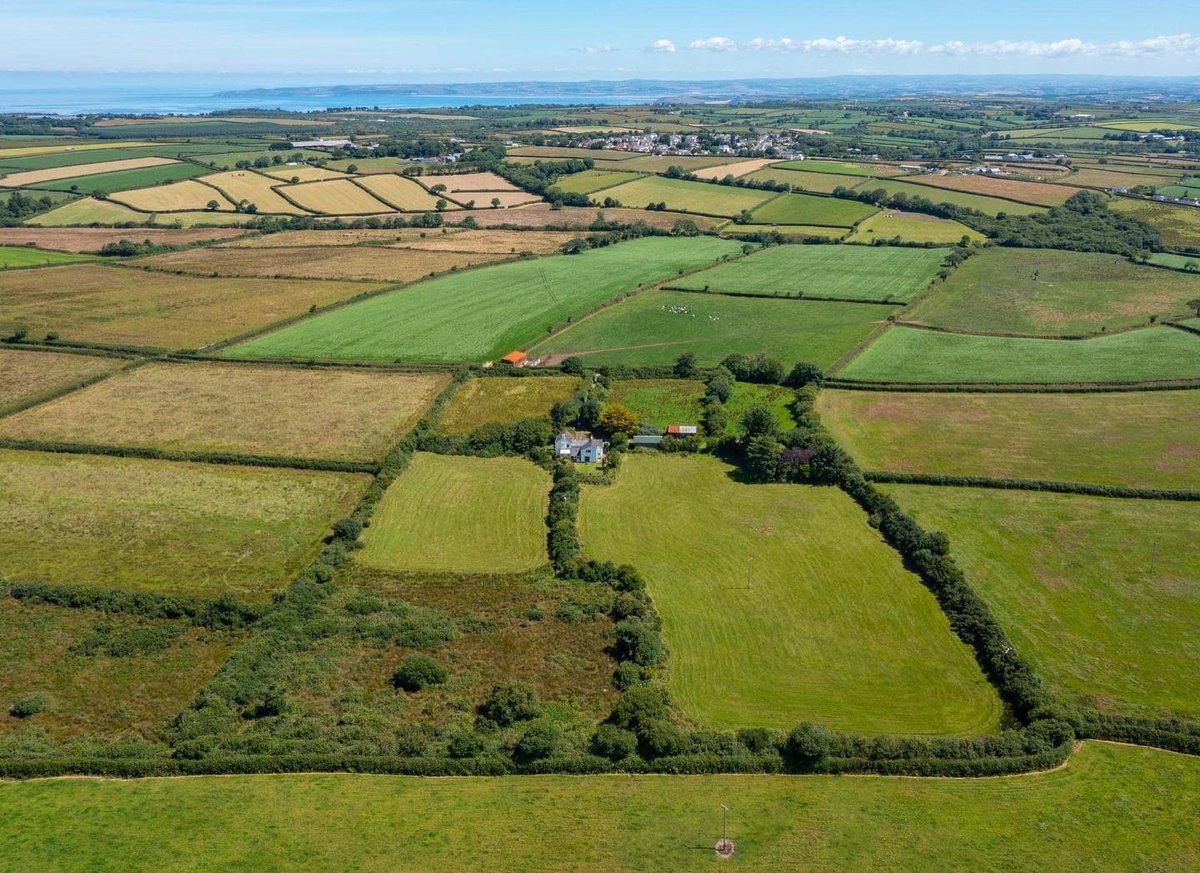 JSNorthDevon's tweet photo. Delighted to have #exchangedcontracts on this super #countryside property set amongst #rollinghills and within a ring fence of its own #land in #NorthDevon this week! 🥳🥂
#PropertyExperts #JacksonStops #Devon #Woolsery https://t.co/vLxjkMaQny