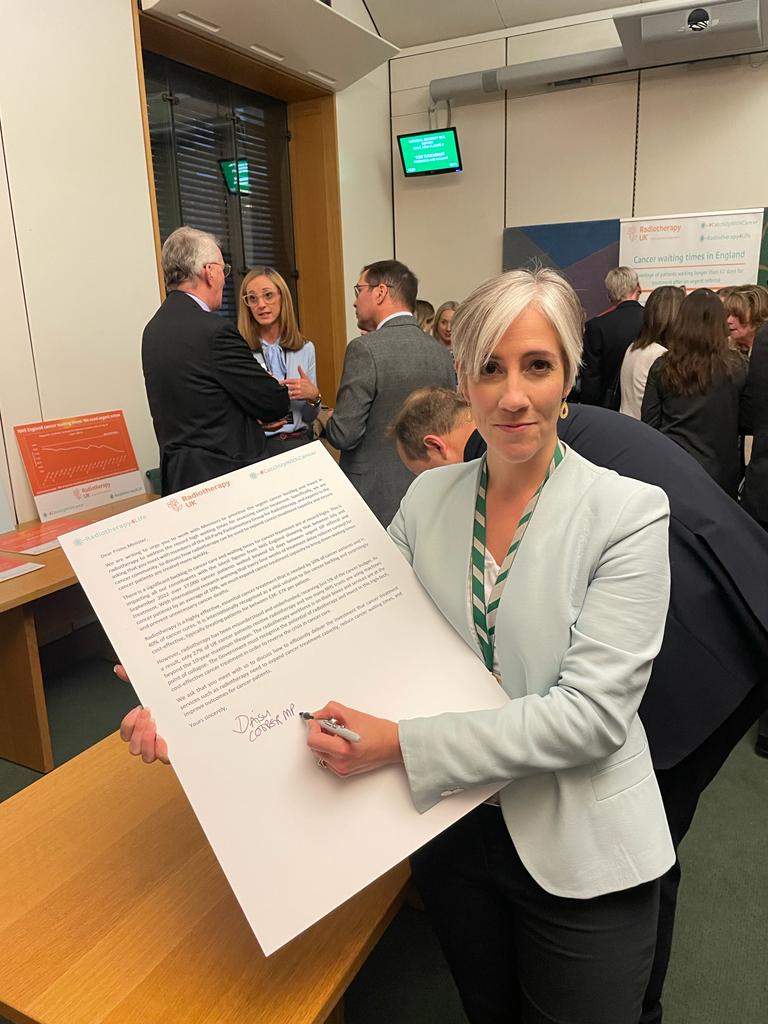 Thank you to @libdemdaisy for coming to yesterday's #CatchUpWithCancer event and supporting calls to the Prime Minister to boost radiotherapy treatment services.