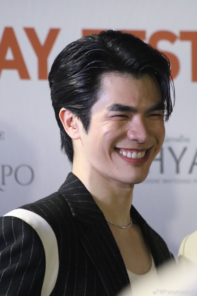 ppeachkinii's tweet photo. หล่อเรียลมากกกหล่อสุดยอด!! https://t.co/XwjrXWagmX