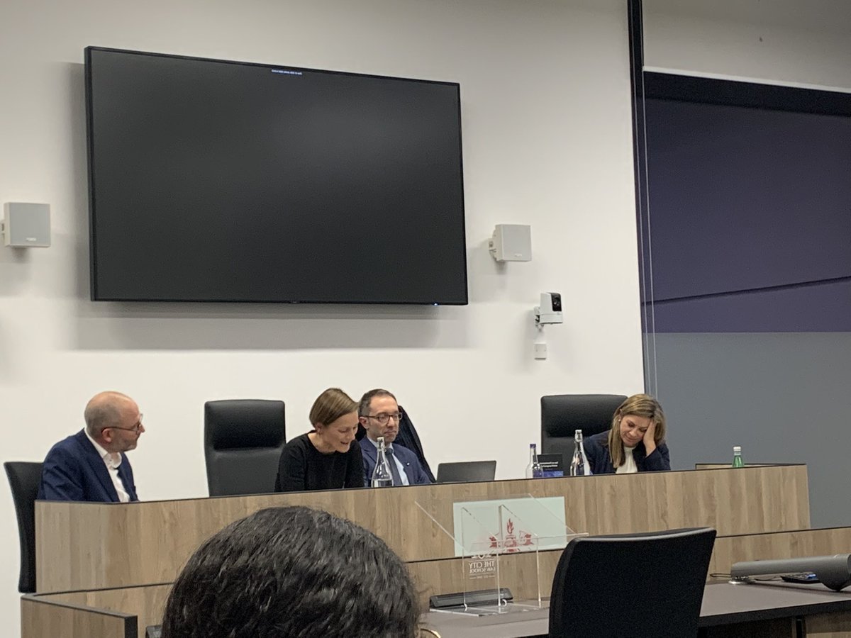 JessicaLynCorsi's tweet photo. @faheye @jedodermatt discussing the role of the EU in developing customary international law #CIL #internationallaw @CityLawSchool @CUP_Law https://t.co/V9QLVwqoZv
