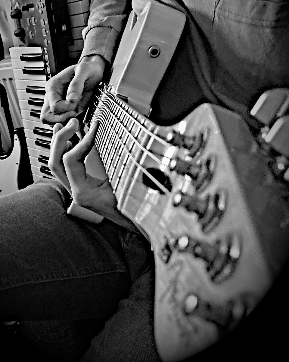 alphatideband's tweet photo. Some very, very pretty guitar playing from Mssr. Mark... video coming soon..
📸: Alpha Tide Recording 2022

#AlphaTide #Recording #Guitarist #RockAndRoll https://t.co/MEgTl8RDvO