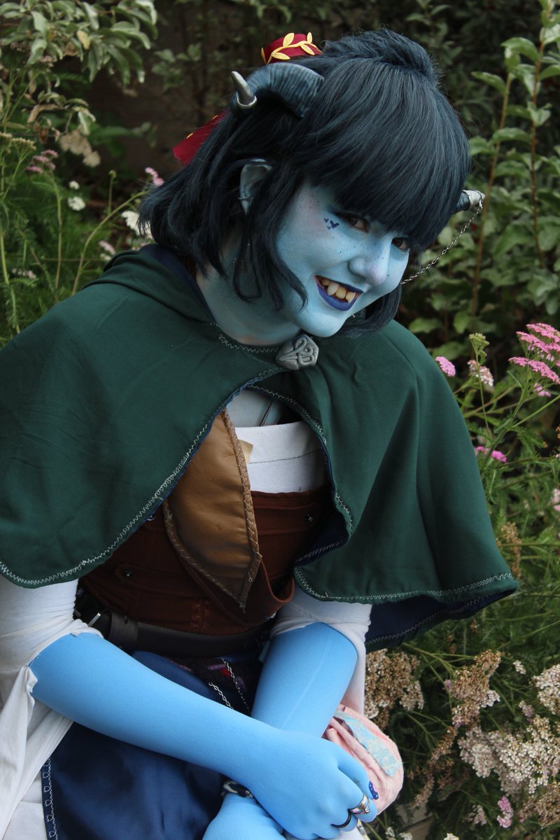 AnxiousCrows's tweet photo. Happy mighty nein reunion day #jesterlavorrecosplay https://t.co/ByyIfsHMP7