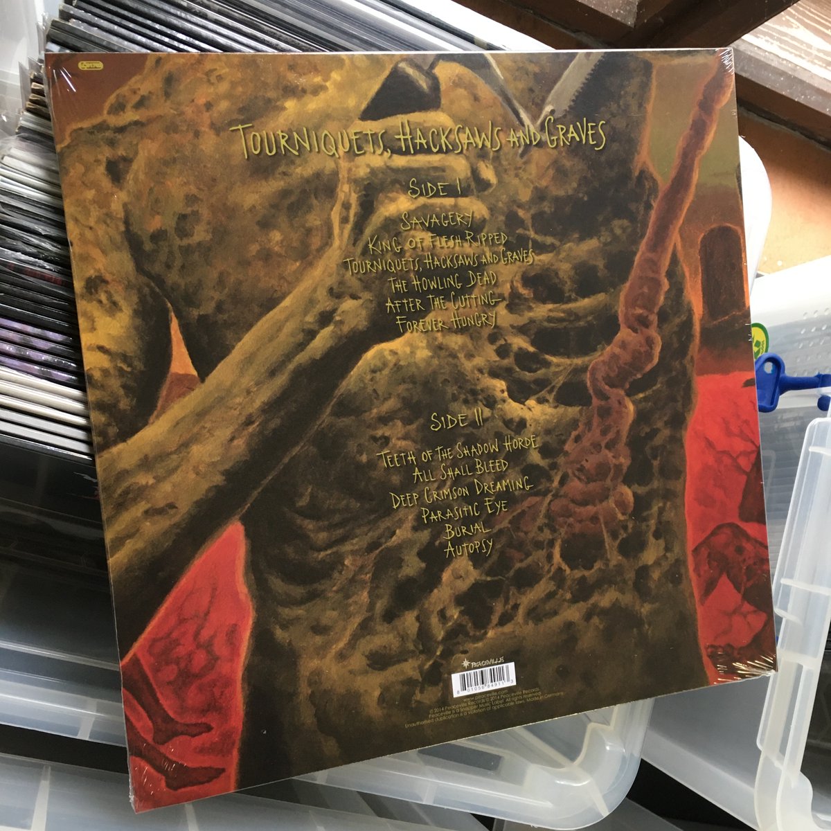 madmusickcz's tweet image. ZNOVU SKLADEM / IN STOCK AGAIN 🆕

AUTOPSY &quot;Tourniquets, Hacksaws And Graves&quot; [LP, 2014] ⚫

Sedmé studiové album chorobně deathmetalového kultu.

🛒 → madmusick.cz/online_store/L…

#Autopsy #tourniquets #hacksaws #graves #LP #12inch #mycollection #instock #madmusickcz #album #vinyl