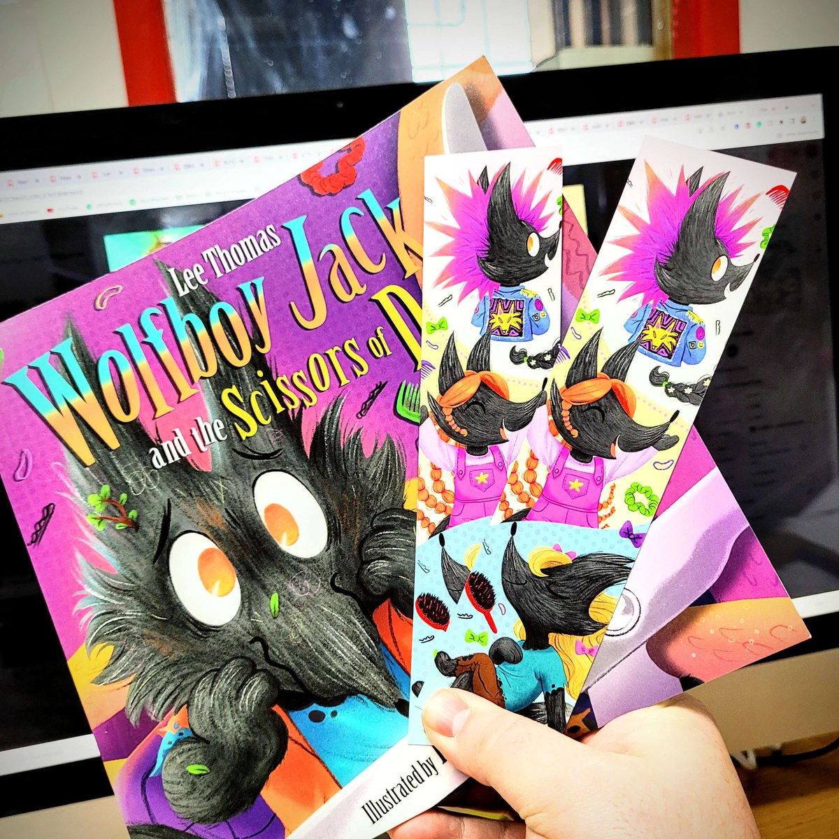 This Wolfboy Jack bookmark might be our favourite one ever

You can get one of your very own when you buy Wolfboy Jack and the Scissors of Doom from our shop: tinytreebooks.co.uk/shop/p/wolfboy… 

Also, if any bookshops out there would like some, let us know!

<a href="/LeeBThomas1978/">Lee Thomas 📕</a> @RalucaFarcas30