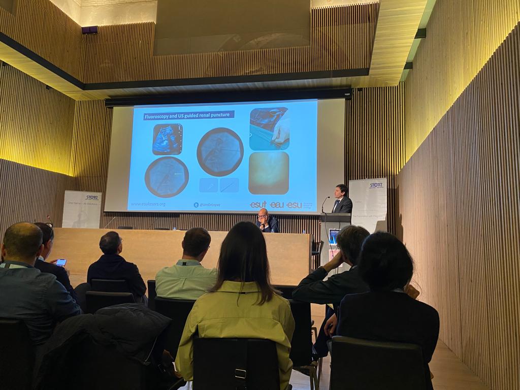 UroDrLopez's tweet photo. A pleasure to have the opportunity to talk about new pulsed-Tm:YAG @DornierMedTech and show preRecord Mini-ECIRS (@albasierrad) &amp; p-ThuLEP at @hospitalclinic. Promising new technology. VERSATILITY 
 @eauesut @UrowebESU @Uroweb Thanks @AlbertoBreda1  @oangerri @emiliani_e https://t.co/hhSmlh3sM0