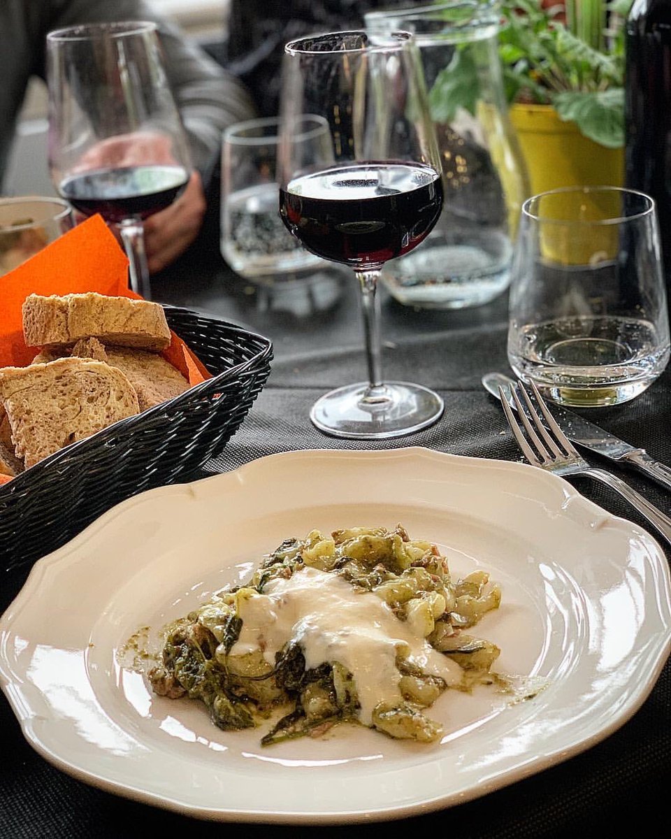 AlbertEdison99's tweet image. Breakfast with friends is fun