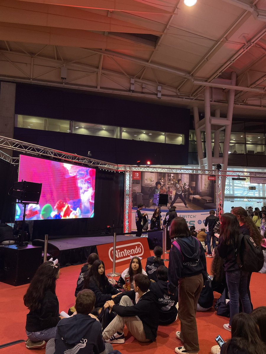 Anybraingg's tweet photo. 1st day of Lisboa @GamesWeek done! 😍
What a great event! Tomorrow we go back! 👌🦾

@SaberPorto @NintendoPT @Nerd_Monkeys @MoonVeilStudios 
#lgw22 #lgw #gaming #gamingevent https://t.co/nc7kMDSwaM