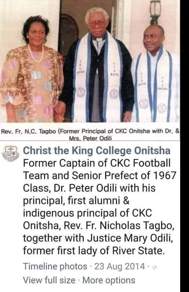 Akanji1000's tweet photo. @PO_GrassRootM 💥💥💥💥💥
Peter Obi (61) used to play football with Odili(74) in secondary school....."

Odili was CKC's senior prefect in 1967..   Obi was only 6 years old in 1967....

No Be Juju 😂😂😂😂 https://t.co/isgAp5d9tx