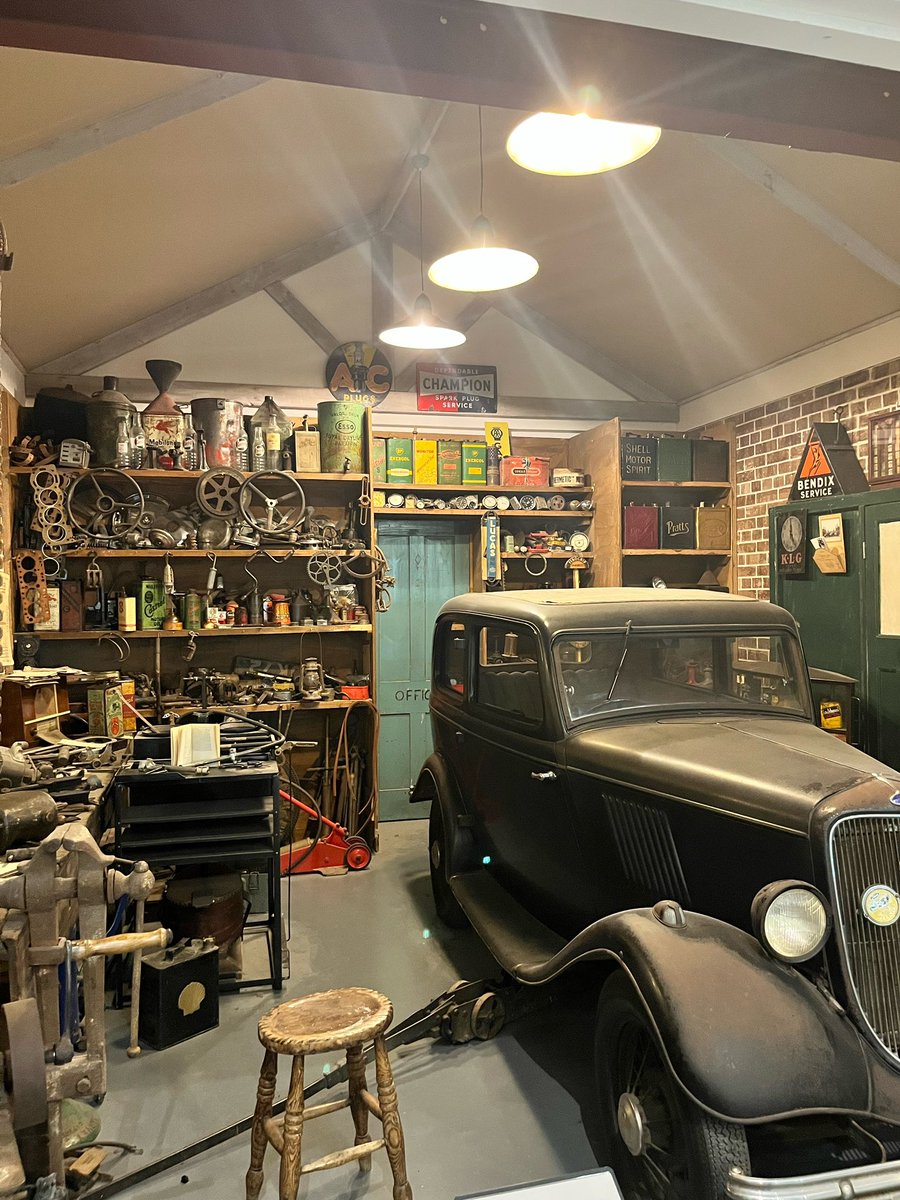Woodcote Events (@woodcoteevents) on Twitter photo First trip for Jo to <a href="/BMMuseum/">British Motor Museum</a> yesterday. What an amazing, inspirational place!
#Automotive #cars #British #design First trip for Jo to <a href="/BMMuseum/">British Motor Museum</a> yesterday. What an amazing, inspirational place!
#Automotive #cars #British #design