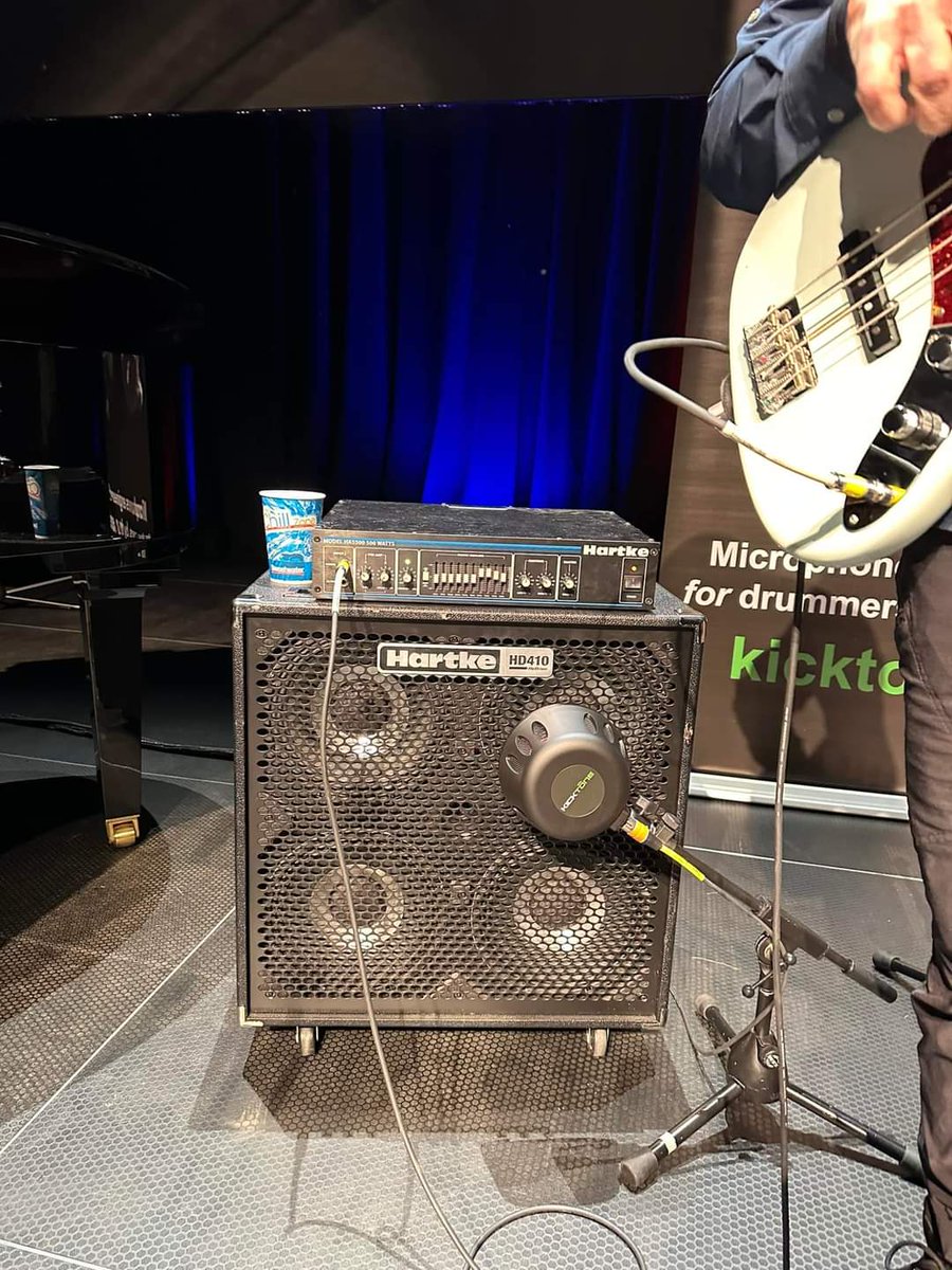 Wave Distribution tweet media