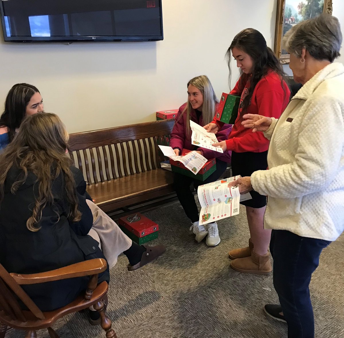 dyersburg-state-on-twitter-the-dscc-women-s-soccer-team-volunteered