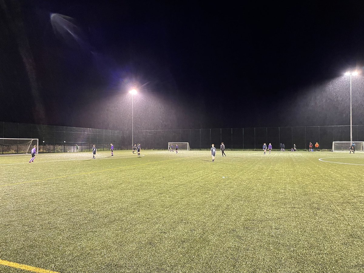 BreadAc_PE's tweet photo. A great 2-0 win for our S1/2 football team tonight away to Bertha Park. Some great football on show in the rain - thanks to @BerthaParkPE for having us! 🌧⚽️ https://t.co/DB0XErNOaW