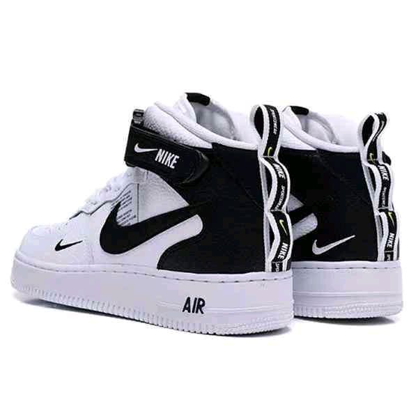 Anderso_200's tweet photo. Dê uma olhada em Bota Masculina Air Force 1 Utility Mid `07 Lv8 Lançamento 2021 por R$44,00 - R$72,00. Compre na Shopee agora! https://t.co/ApK78vnTNh https://t.co/vpvO7FMZtP