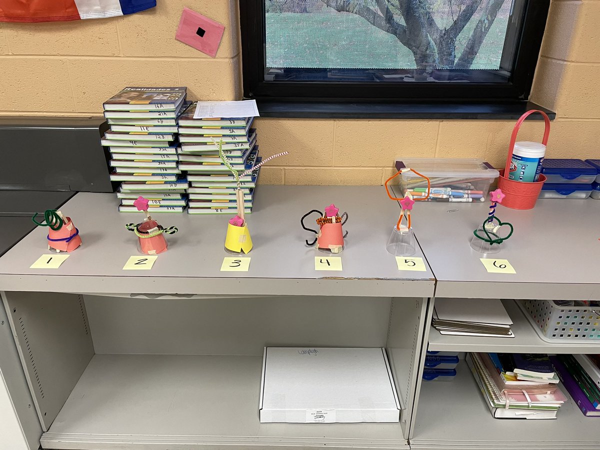 crlamplugh's tweet photo. New seats ➡️ new partners ➡️ new STEM challenge! The creativity for “El trofeo 🏆” today has been awesome!! #btsdtigers https://t.co/eGPHVXtFGh