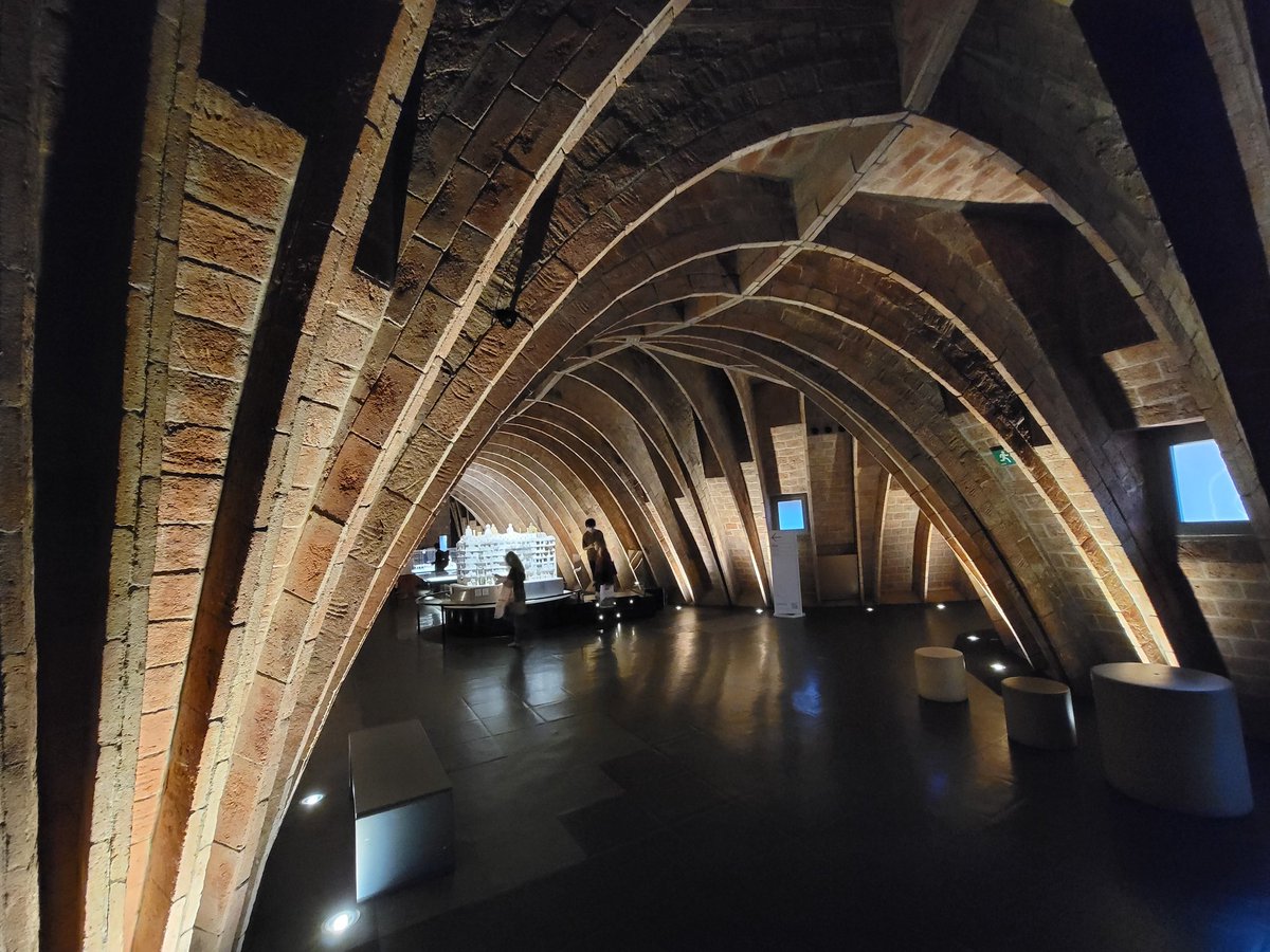 PeterRichards's tweet photo. Using some time after #SCWEC22 to check out the always inspirational architecture of Gaudi https://t.co/KYPIyYvUzj