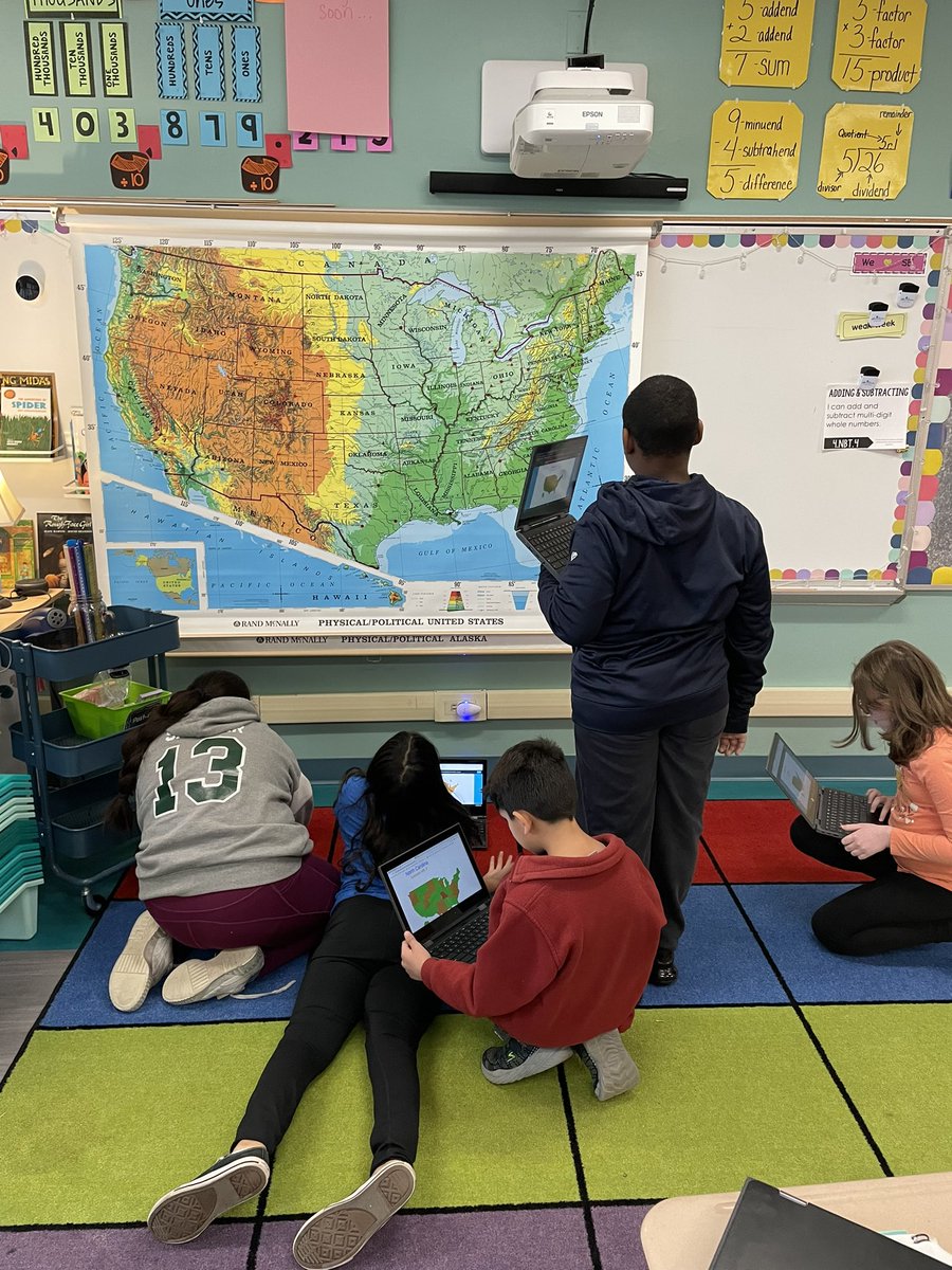 MsCostello111's tweet photo. Hard working students in Room 111 using their recess time to brush up on their geography skills!#BeEvergreen https://t.co/WBUwWqjSdQ