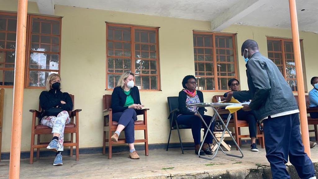 kate_airey's tweet photo. Pleased to visit the Ebola response in Mubende and Kassanda yesterday with @MinofHealthUG and partners @WHOUganda @UNICEFUganda and @MSF . Great to see the progress being made and hearing from the communities who are key to preventing further spread of the outbreak. https://t.co/JzNDR5hnJB
