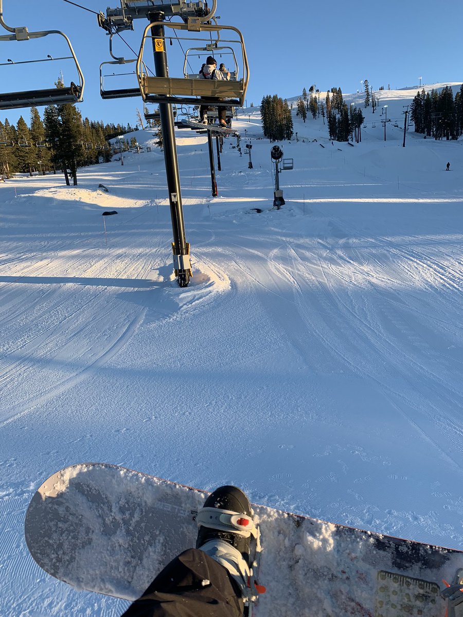 Enjoying some snow after school🏂