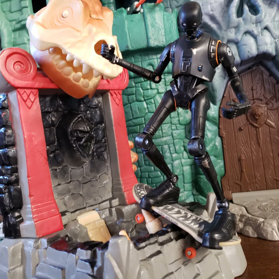 cracktasticpod's tweet photo. Happy #thrasherthursday K-2SO is ripping it up on the Slime Pit! @tonyhawk @AlanTudyk @Hot_Wheels @Mattel @MastersOfficial #thepfpn #motu #skateboard #skatepark #skatelife #k2so #starwars #skateboardphotography #slimepit #doakickflip #ollie #flatrail #ripit https://t.co/zeL7CwxB6Z
