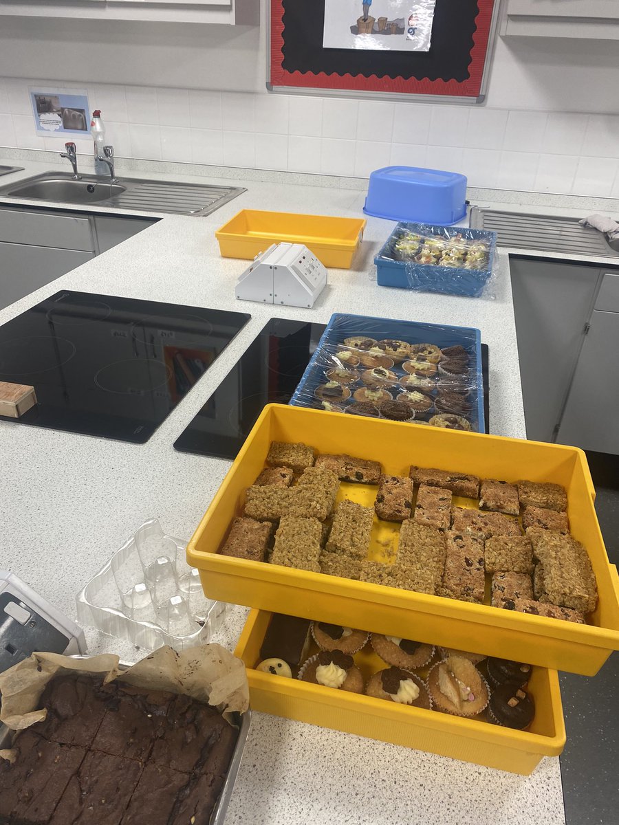 MCS Charity Committee tweet media