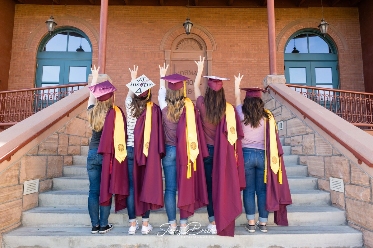 PhotosbySherry's tweet photo. Consider scheduling a #capandgown session with your friends! Everyone gets individual images and you get #gradphotos with the people who made your college experience great!
#asu #asugrad #sundevil #sundevils #graduation #classof2022 #asualum #oldmain https://t.co/bzRROOrI48