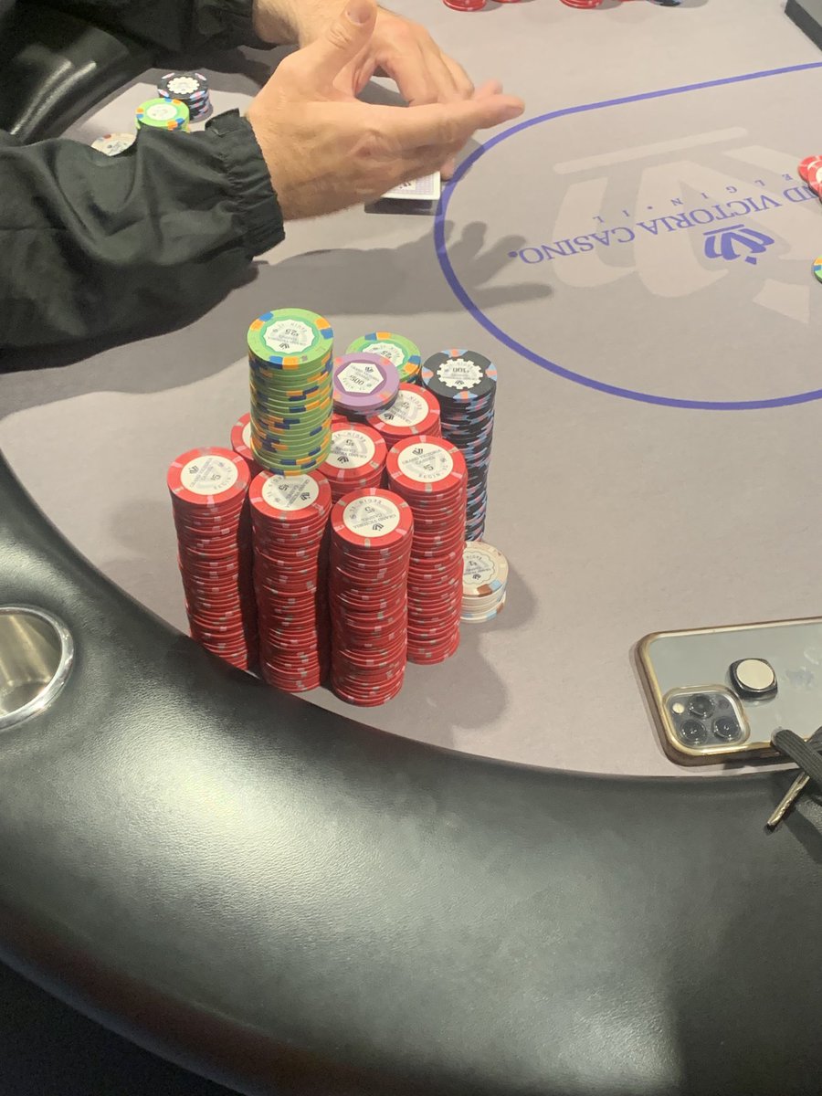 Received the ⁦<a href="/Dweisman13/">Dylan Weisman</a>⁩ coaching bump in last night’s PLO session. Game is 1/2 $500 max 😂 #establishdominance #neverfold