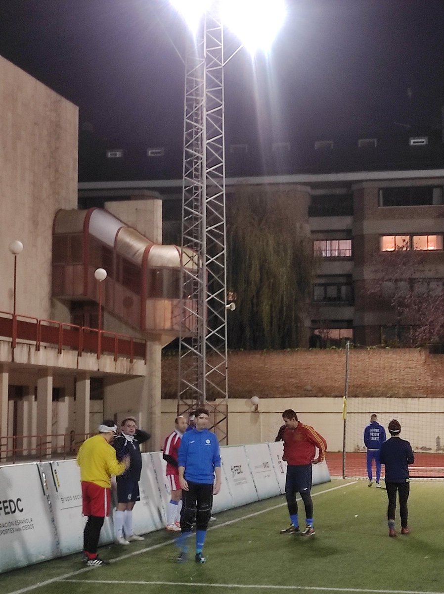 FCiegosMadrid's tweet photo. Último entreno antes del comienzo de la #Liga en Málaga

🕺 https://t.co/KA351YdsiH