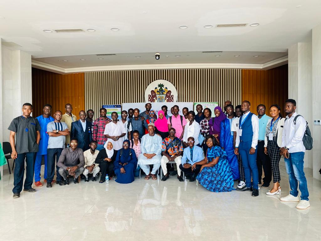 USET_UNIVERSITY's tweet photo. EXHIBITION 
The Production and Innovation Team of USET today came up with a spectacular presentation @the_ACEProject. The team came up with the following:
i. Smart Dustbin 
ii. Smart Home System Design 
iii. Electric Car &amp; Scooter 
iv. Solar Water 
@MoHERST_gambia
@WorldBank https://t.co/uFkp0aiUu4