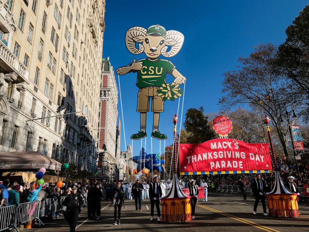 CSUAlumni's tweet photo. #FlatCAM made the parade! ๐คฉ Happy #Thanksgiving, Rams! ๐ฆ๐๐ฆ https://t.co/xBQL00iIFI