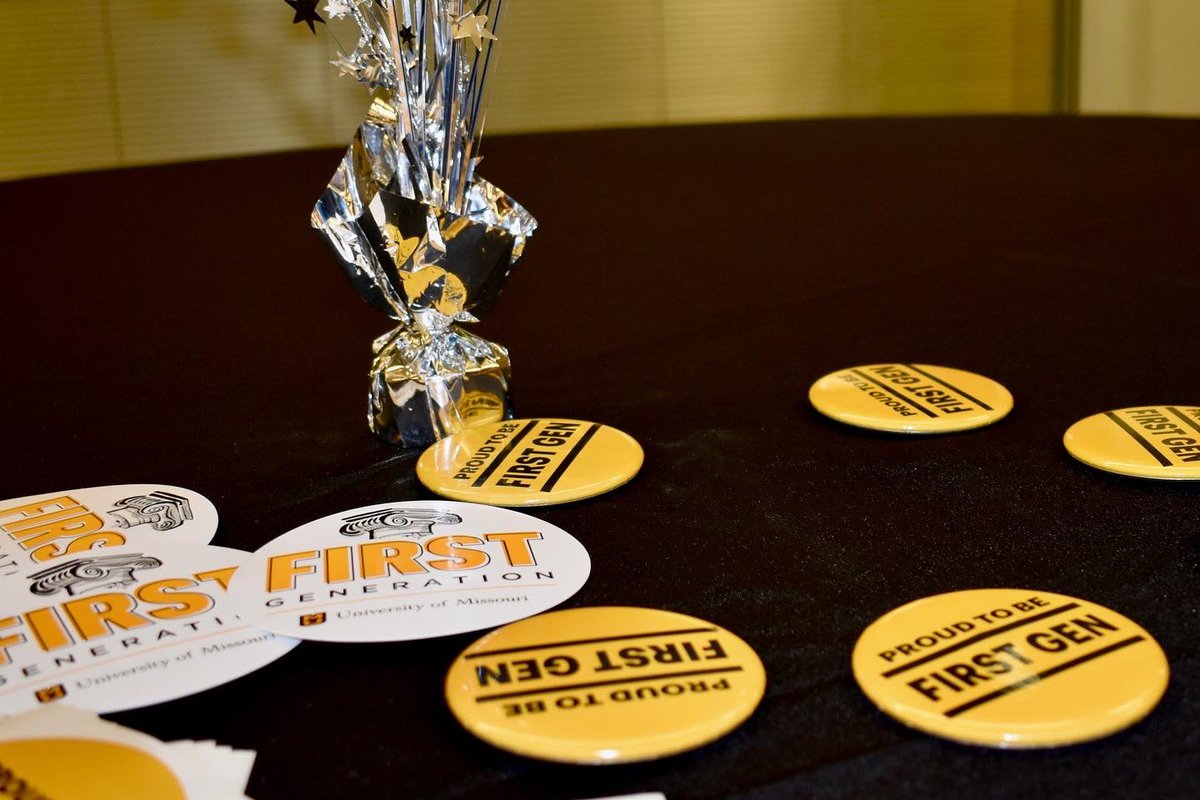 MizzouTRiO's tweet image. Last week, TRiO and @MizzouBusiness hosted First-Generation Gala 🥳
Thank you to everyone who was able to make it out in celebration of #firstgenmizzou students! Our speakers Dr. Mary Beth Marrs and Elizay Perez were captivating and inspiring.  
#FirstGenStrong #FirstGenMizzou