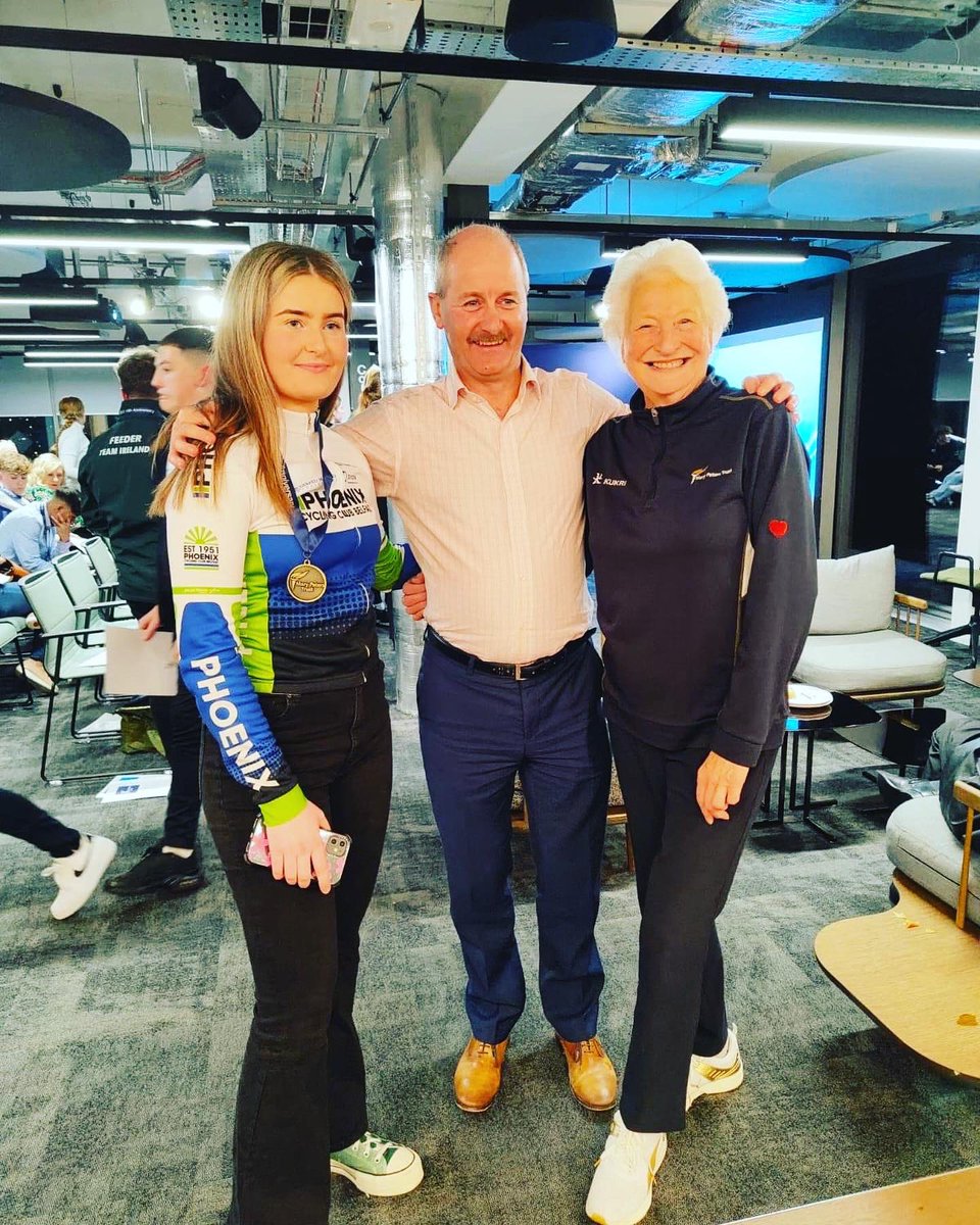 On Tuesday evening Dame Mary Peters had the pleasure of meeting our Lucy and her dad at the Mary Peters Trust Awards. In 2022 Lucy was supported by the Trust which helps fund young athletes from many different sports. An inspiring evening with an inspiring lady! #marypeterstrust