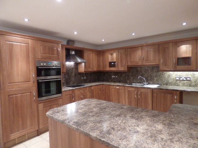 SmartLettings2's tweet image. To let - 3 Bed Bungalow, Lavender Springs, Pleasant Valley, Stepaside, Narberth, £1,050pcm. View details: smart-lettings.co.uk/propertydet.as…