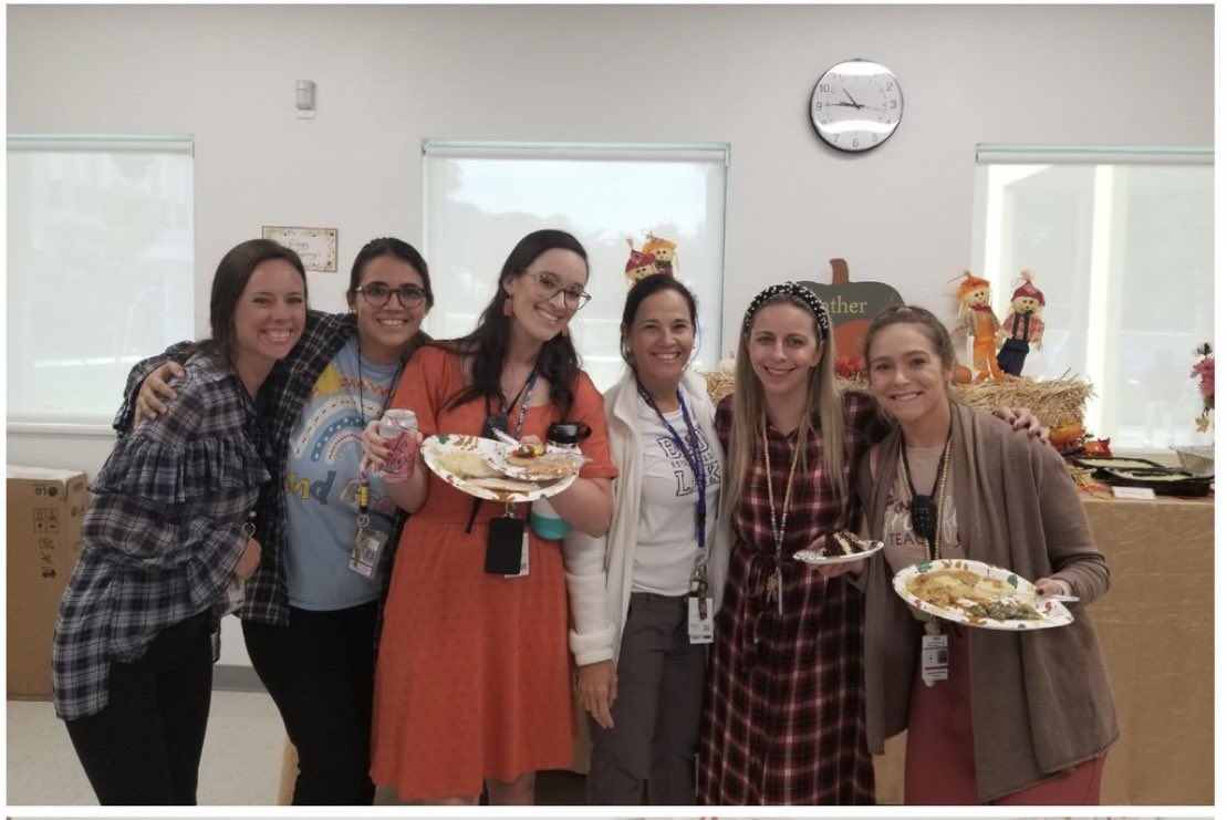 msroosa's tweet photo. I’m very thankful for our PTA and to work at an amazing school! 🐊🍂 https://t.co/rvR49sF4bA