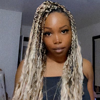 JazzTheRose's tweet photo. #NewProfilePic https://t.co/HyNAUqIKJA