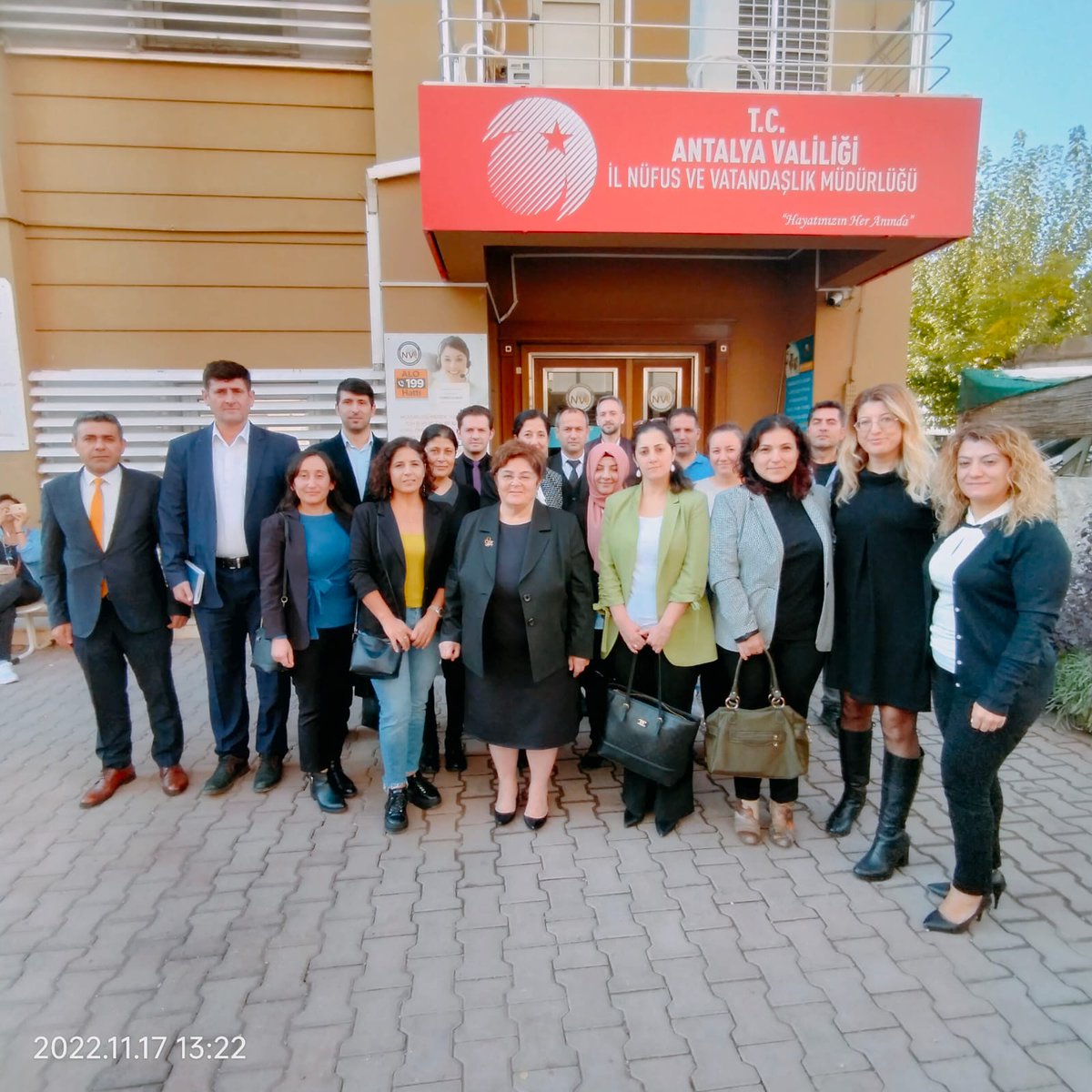 İl Nüfus ve Vatandaşlık Müdürümüz Ayşe Serap GÜNEY başkanlığında İlçe Nüfus Müdürlüğünde personel özlük işlemlerinde yetkili personele hizmet içi eğitim düzenlenmiştir.
<a href="/sefikaygol/">Şefik AYGÖL</a> <a href="/ersinyazici1/">Ersin YAZICI</a> <a href="/TCNufus/">Nüfus ve Vatandaşlık İşleri Genel Müdürlüğü</a> <a href="/AyeSerapGney1/">Ayşe Serap Güney</a> 
#HayatınızınHerAnında