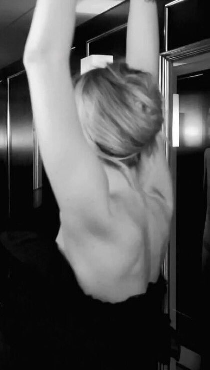 Jodie comer back contenttttt