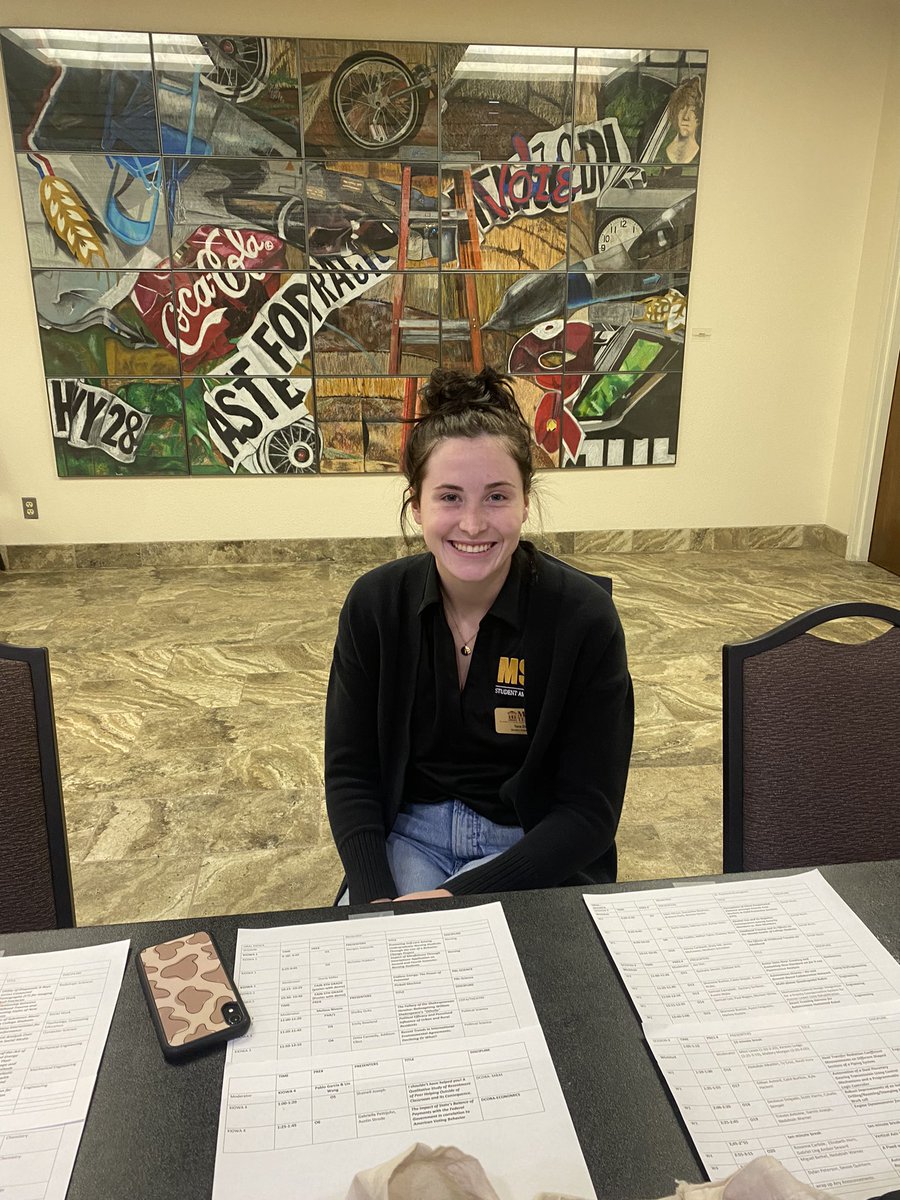 micahmckinnie's tweet photo. Tara Zinni, criminal justice sophomore is volunteering at the Eureca event in the Clark Student Center, “I’m volunteering here because as a priddy scholar we are MSU ambassador so we’re donating 2 hours of our time to this event” 
#mcom2243
@bradleywilson09 https://t.co/4OzTxQ0Q6B