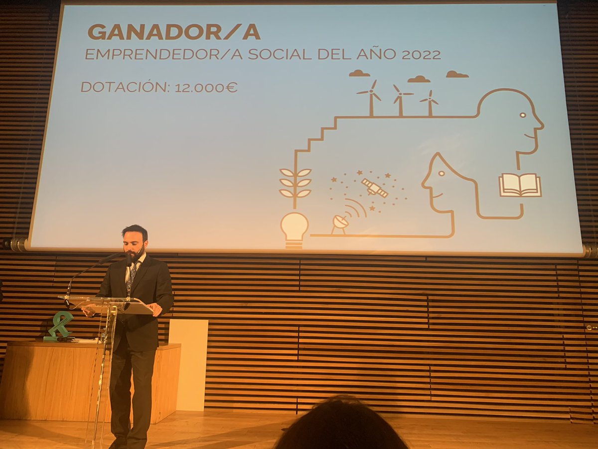 usyncro's tweet photo. ‘Todos sois ganadores porque estamos reconociendo que estáis cambiando el mundo’.
Gracias @AngelNinoQ
Aportar a la mejora de la #logística y su #sostenibilidad, es nuestro pequeño grano de arena.
#MadridEmprende #MadridImpacta #MI22 @MadridEmprende https://t.co/xvBivMVXRW
