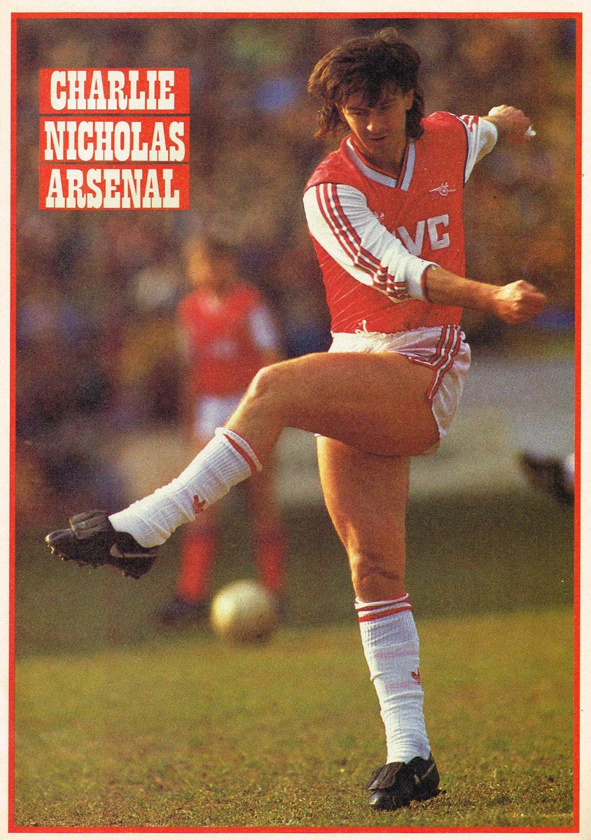 #CharlieNicholas kicking the a Mitre 2 football #Arsenal #Match 1987-05-09