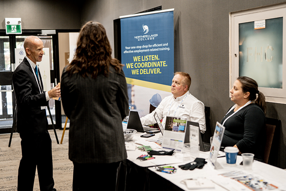 PEMAC_org's tweet photo. #TBT This year's MainTrain Conference was the first time we were able to come together in person in over 2 years.

We can't wait to see you next year in Winnipeg!

Explore the full MainTrain 2022 Conference Album here:

https://t.co/iyybnyV9BQ

#maintrain2022

@MainTrainPEMAC https://t.co/7S1SnTzird